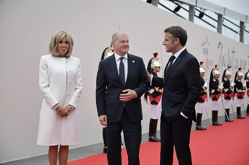 Scholz stao uz Macrona i najavio da će von der Leyen ostati predsjednica Evropske komisije